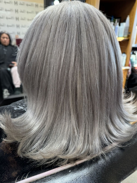 Color plateado · Silver color